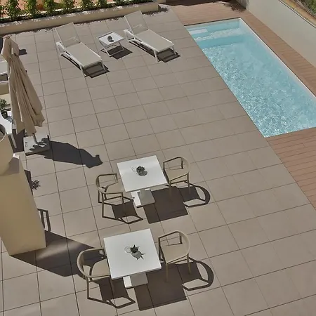 Intelier Rosa Hotel