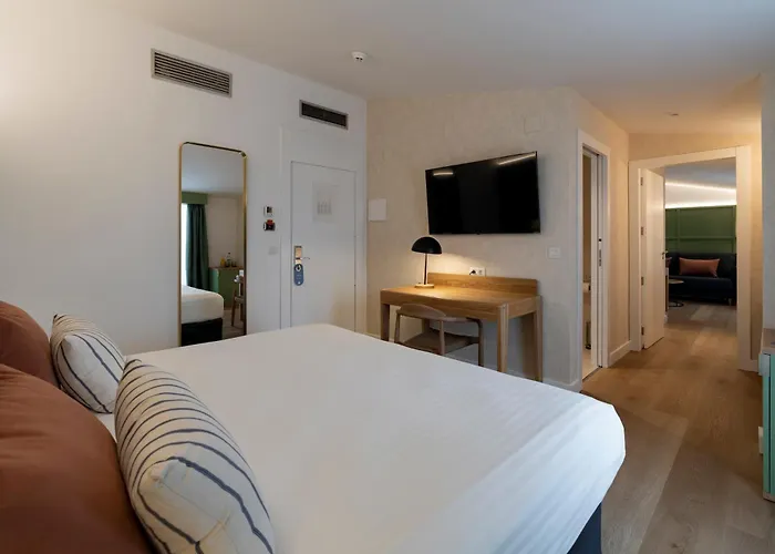 Intelier Rosa Hotel 4*