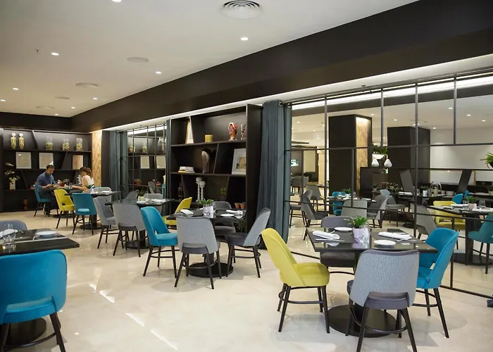 Intelier Rosa Hotel 4*